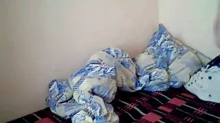 જ્યારે એક મહિલાનો બોયફ્રેન્ડ ડિજિટલ મેદાન xxx સૂતો હતો, ત્યારે તેણે પલંગ પર બાલ્ડ માણસ સાથે તેની સાથે છેતરપિંડી કરી હતી